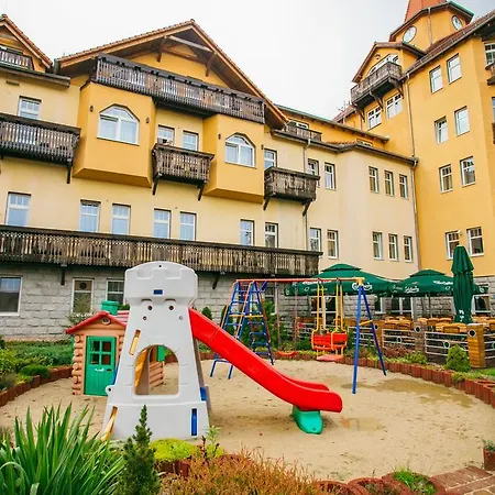 St Lukas Medical & 4* Свєрадув-Здруй