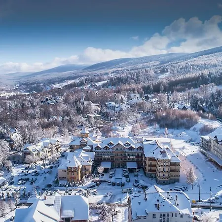 St Lukas Medical & Świeradów-Zdrój