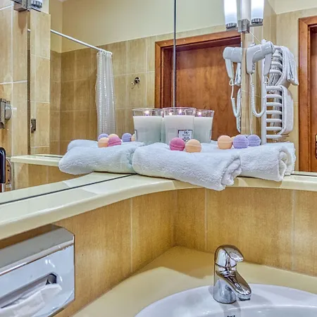 אתר נופש St Lukas Medical & 4*