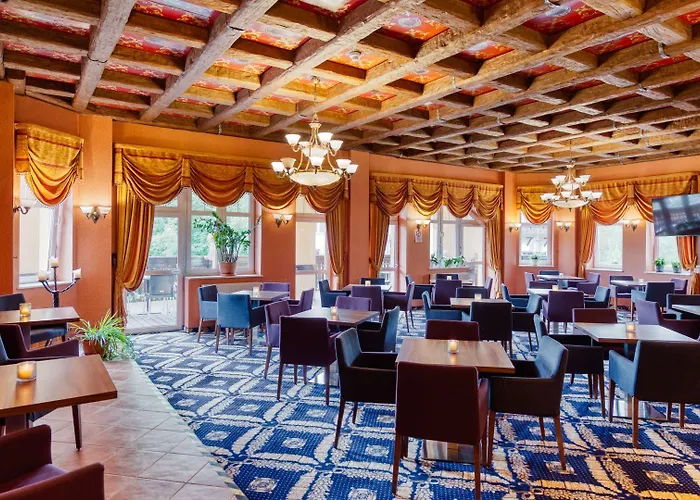 St Lukas Medical & Swieradow-Zdroj