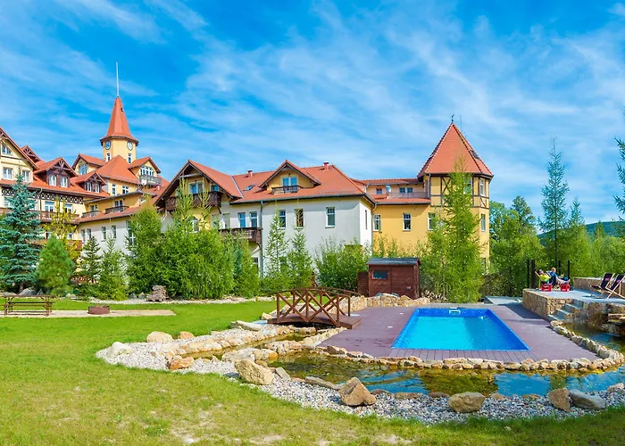 St Lukas Medical & 4*